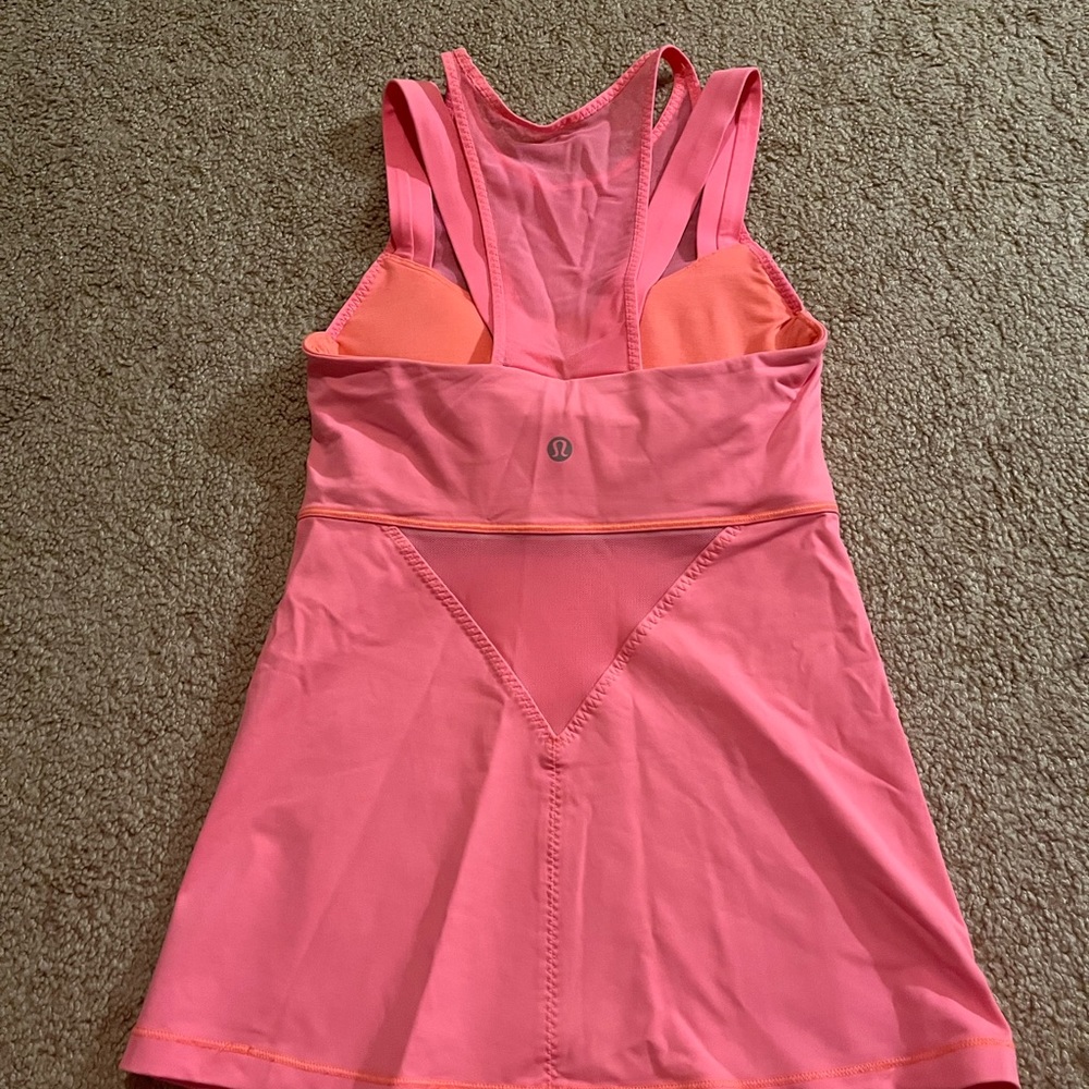 Lululemon tank top